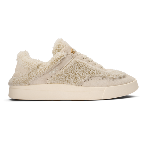 Kīlea Heu Women’s Fuzzy Sneakers